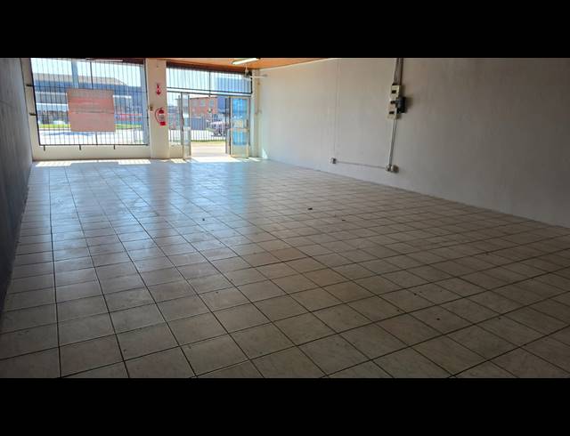 112M² RETAIL TO LET IN KULEKA